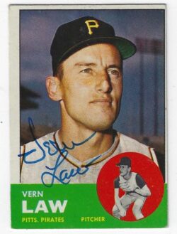 Autographed VERN LAW Pittsburgh Pirates 1963 Topps Card