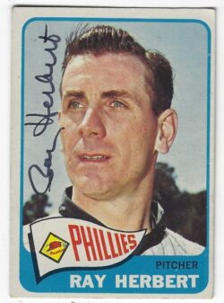 Autographed RAY HERBERT Philadelphia Phillies 1965 Topps Card