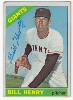 Autographed BILL HENRY San Francisco Giants 1966 Topps Card
