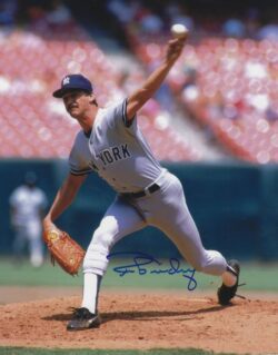 Autographed Ron Guidry New York Yankees 8X10 Photo