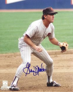 Autographed GRAIG NETTLES 8x10 San Diego Padres Photo