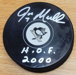 Autographed JOE MULLEN HOF 2000 Pittsburgh Penguins Hockey Puck