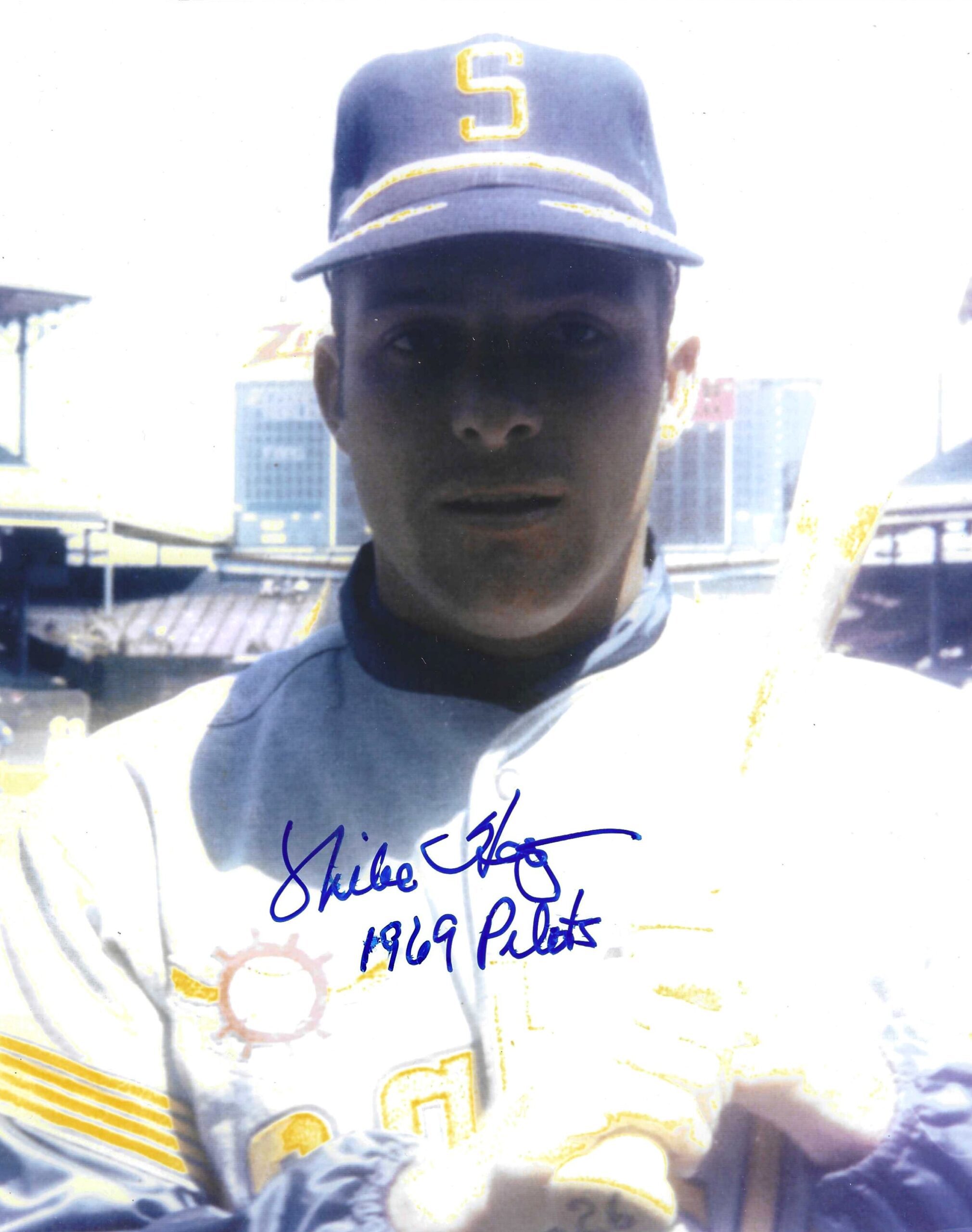 AUTOGRAPHED MIKE HEGAN 8x10 Seattle Pilots Photo