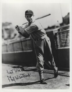 AUTOGRAPHED PHIL WEINTRAUB 8x10 New York Giants Photo