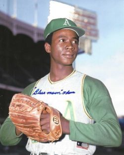 AUTOGRAPHED "BLUE MOON" ODOM 8X10 Oakland A's Photo