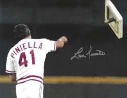 AUTOGRAPHED LOU PINIELLA 8X10 Cincinnati Reds Photo
