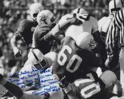 AUTOGRAPHED TOMMY NOBIS 8X10 Texas Longhorns Photo