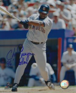 AUTOGRAPHED CHRIS GWYNN 8x10 San Diego Padres photo