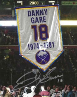Autographed DANNY GARE 8X10 Buffalo Sabres Photo