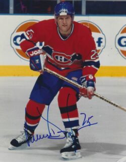 Autographed VINCENT DAMPHOUSSE 8X10 Montreal Canadiens photo