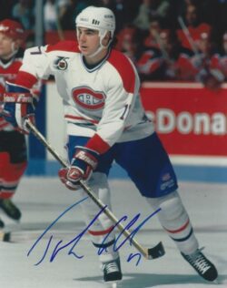 Autographed JOHN LECLAIR 8X10 Montreal Canadiens Photo