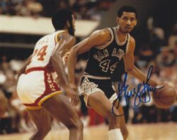 Autographed GEORGE GERVIN 8X10 SAN ANTONIO SPURS photo