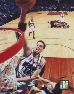 Autographed PAU GASOL 8X10 Memphis Grizzlies Photo