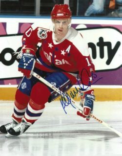 Autographed KELLY MILLER 8X10 Washington Capitals Photo