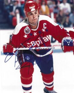 Autographed KEVIN HATCHER 8X10 Washington Capitals Photo