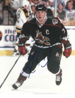 Autographed KEITH TKACHUK 8X10 Phoenix Coyotes Photo