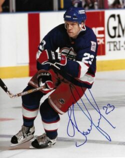 Autographed IGOR KOROLEV  8X10 Winnipeg Jets Photo