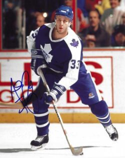 Doug Gilmour Signed Toronto Maple Leafs Face-Off 8X10 Photo