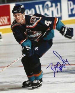Autographed BRYAN MCCABE 8X10 New York Islanders Photo