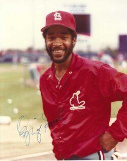 Autographed HOF'R OZZIE SMITH 8x10 St. Louis Cardinals photo