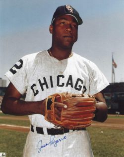AUTOGRAPHED JUAN PIZARRO 8X10 Chicago White Sox Photo