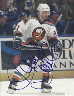 Autographed ROBERT REICHEL 8X10 New York Islanders Photo