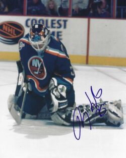 Autographed TOMMY SALO 8X10 New York Islanders Photo