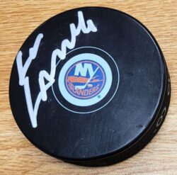 AUTOGRAPHED  Lou Lamoriello New York Islanders Hockey Puck