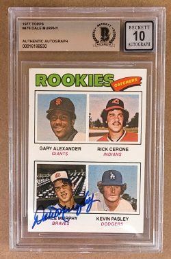Signed 1977 Topps Dale Murphy Atlanta Braves Rookie card #476 Beckett Slabbed - Auto grade 10