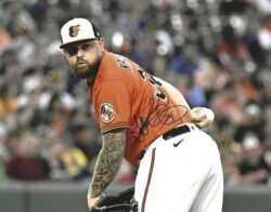 AUTOGRAPHED JOEY KREHBIEL 8X10 Baltimore Orioles Photo