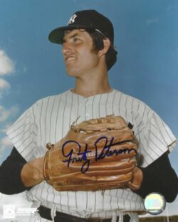 AUTOGRAPHED FRITZ PETERSON 8x10 New York Yankees Photo