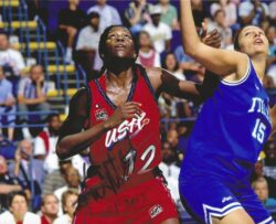 Autographed KATRINA McCLAIN 8X10 HOF photo