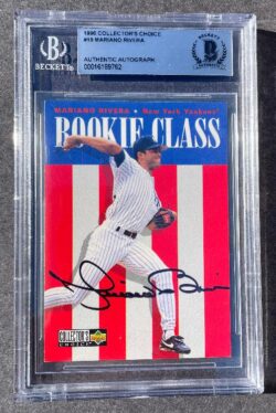 Autographed 1996 MARIANO RIVERA New York Yankees Collector's Choice Card #19 Beckett Slabbed