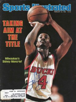 Autographed Sidney Moncrief Milwaukee Bucks Sports Illustrated Magazine 2/22/1982