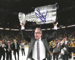 AUTOGRAPHED JOHN STEVENS 8X10 Vegas Golden Kinghts Photo