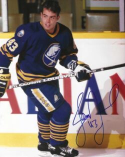 Autographed JASON DAWE 8X10 Buffalo Sabres Photo