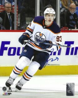 Autographed RYAN NUGENT-HOPKINS 8X10 Edmonton Oilers Photo
