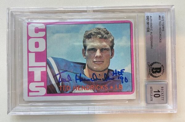Autographed TED HENDRICKS Baltimore Colts 1972 Topps Rookie Card #93 BAS Beckett Slabbed Grade 10