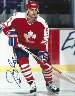 Autographed JASON WOOLLEY 8X10 Team Canada Photo