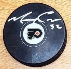 Autographed MURRAY CRAVEN Philadelphia Flyers Hockey Puck