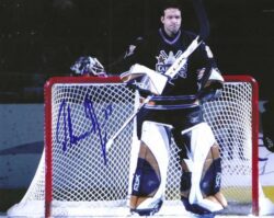 Autographed OLAF KOLZIG 8X10 Washington Capitals Photo