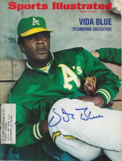 Autographed Vida Blue Oakland A's Sports Illustrated Magazine 3/27/1972 w/COA