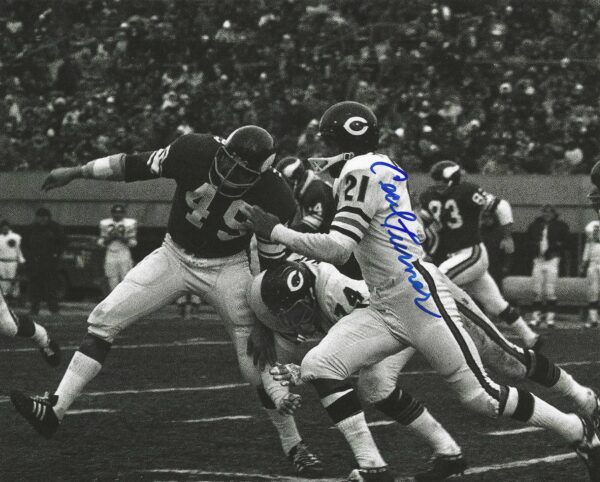 Autographed CECIL TURNER 8X10 Chicago Bears Photo