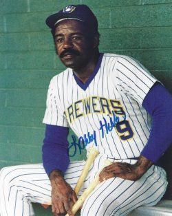 AUTOGRAPHED  LARRY HISLE 8X10 Milwaukee Brewers Photo