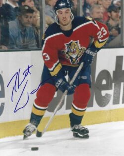 Autographed RHETT WARRENER 8X10 Florida Panthers Photo