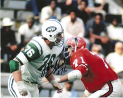 Autographed BOB SVIHUS 8X10 New York Jets photo