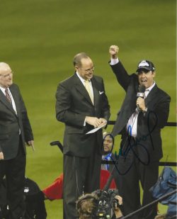 AUTOGRAPHED RUBEN AMARO, JR 8x10 Philadelphia Phillies Photo