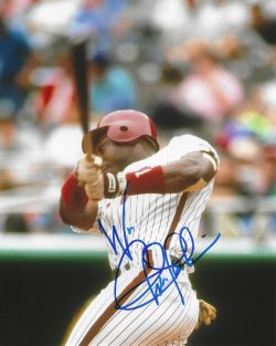 AUTOGRAPHED WES CHAMBERLAIN 8x10 Philadelphia Phillies Photo