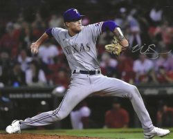 Autographed NICK SNYDER 8X10 Texas Rangers Photo