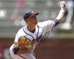 AUTOGRAPHED KOLBY ALLARD 8x10 Atlanta Braves Photo